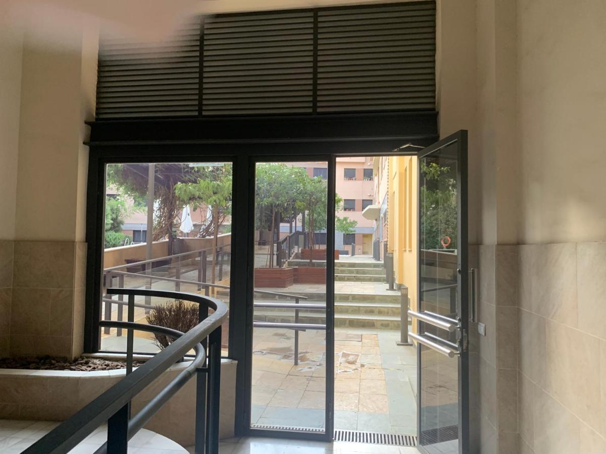 Apartamento Proximo Al Centro De 2 Dormitorios Con Piscina. Σεβίλλη Εξωτερικό φωτογραφία