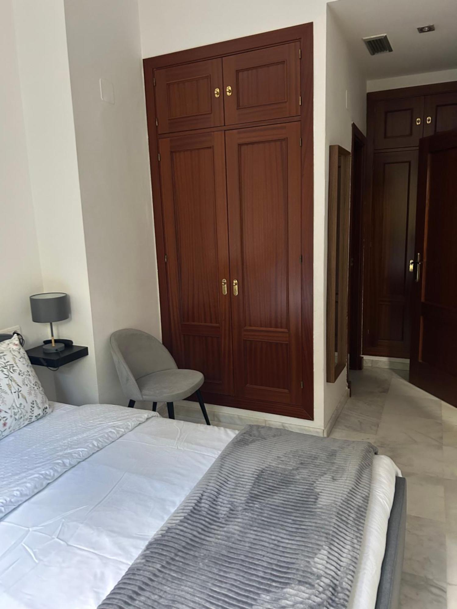 Apartamento Proximo Al Centro De 2 Dormitorios Con Piscina. Σεβίλλη Εξωτερικό φωτογραφία
